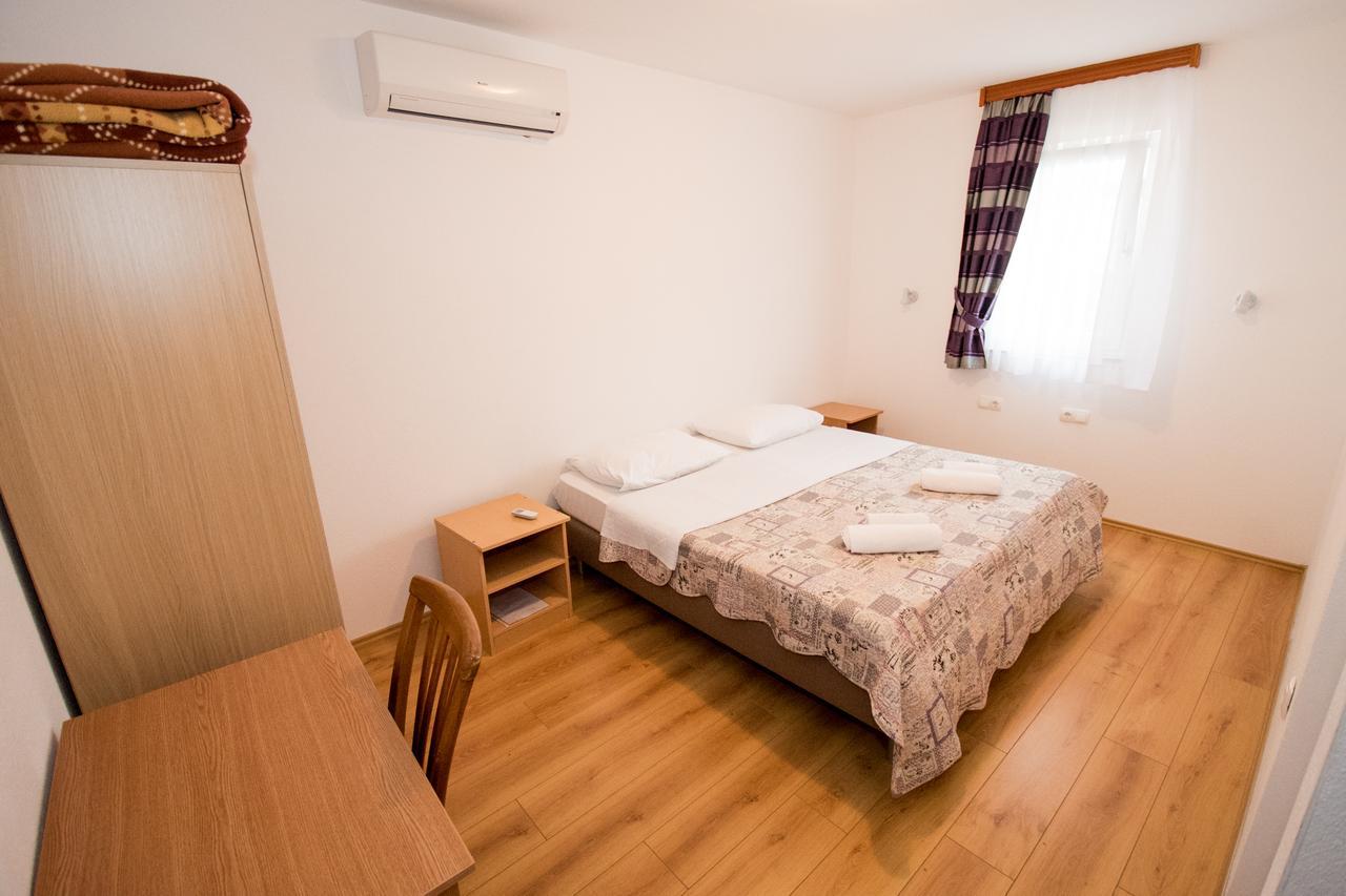 Bed and Breakfast Pansion Maglica Međugorje Exterior foto